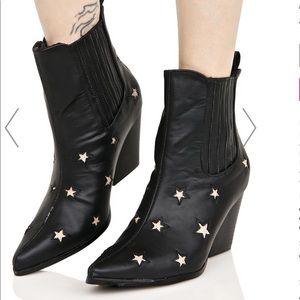 Star cowboy boots